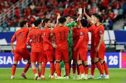 开云体育APP下载-关于一场经典之战！亚洲杯点燃球迷热情的信息