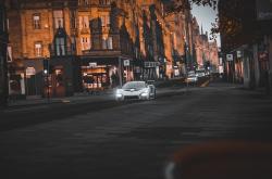 开云体育APP下载-追光的影子