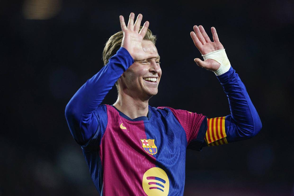 罗马血洗巴萨,德容一己之力扛起全队 罗马血洗巴萨,德容一己之力扛起全队