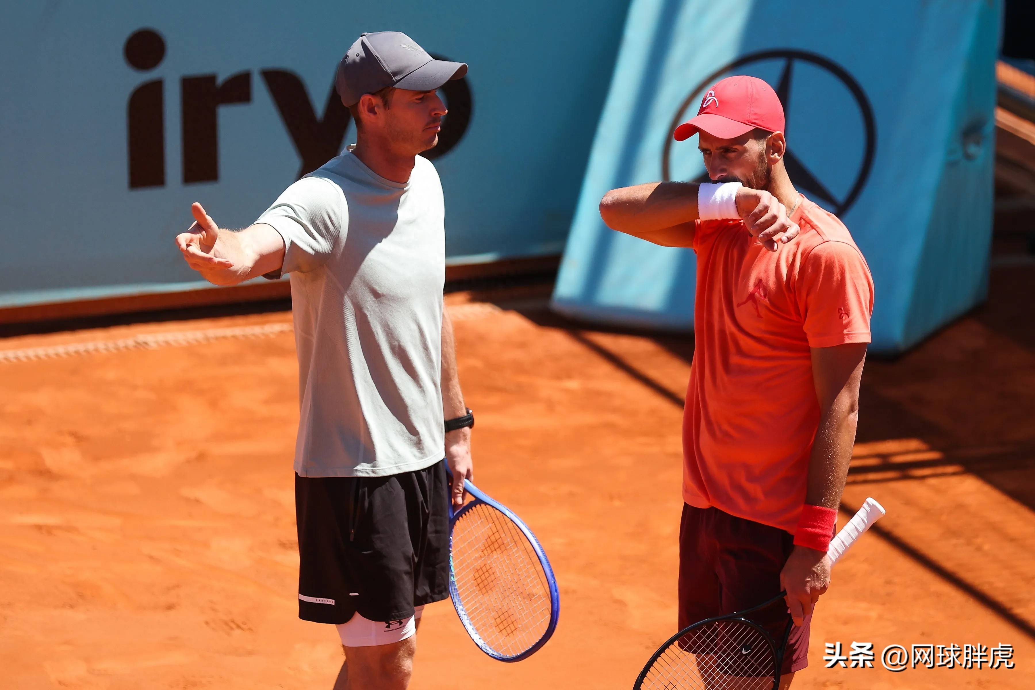 包含德国网球队鏖战澳大利亚网球队，穆雷制霸全场的词条