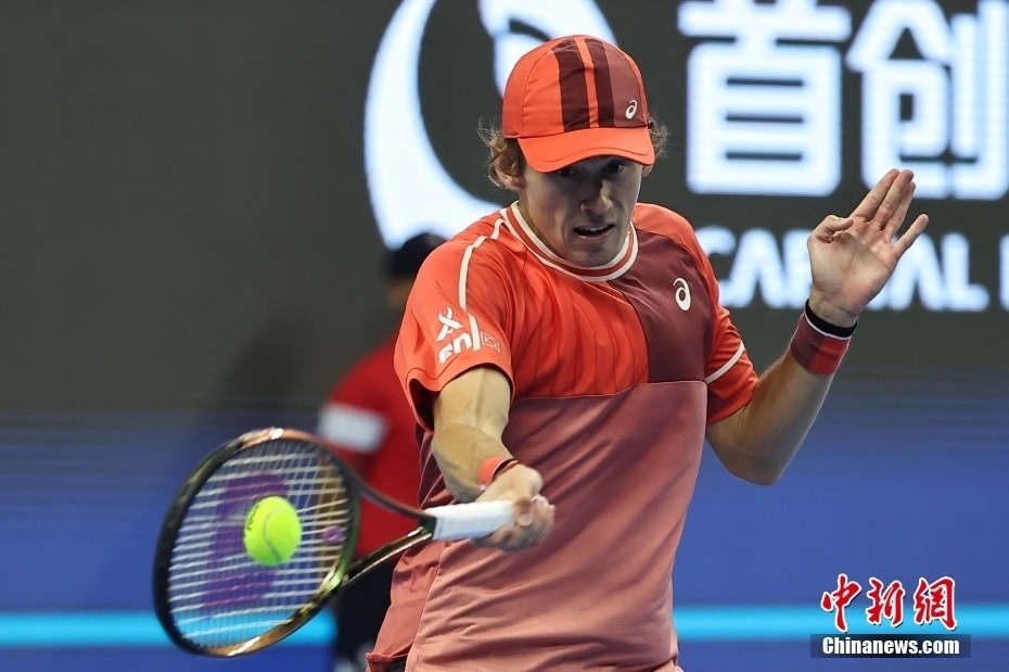 英国网球队完胜日本网球队,穆雷一己之力扛起全队 英国网球队完胜日本网球队,穆雷一己之力扛起全队