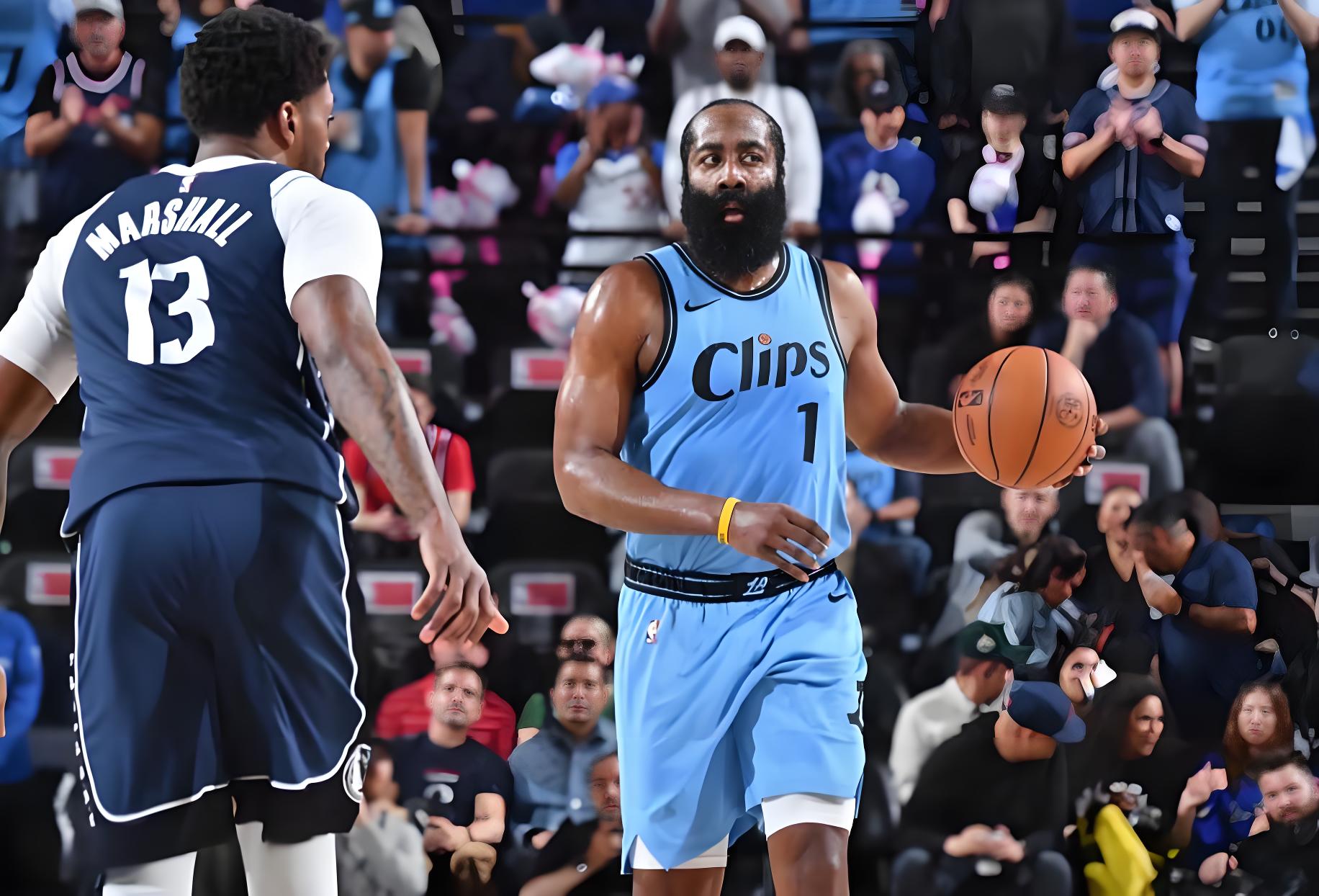 快船逆转独行侠,哈里斯送出助攻 快船逆转独行侠,哈里斯送出助攻