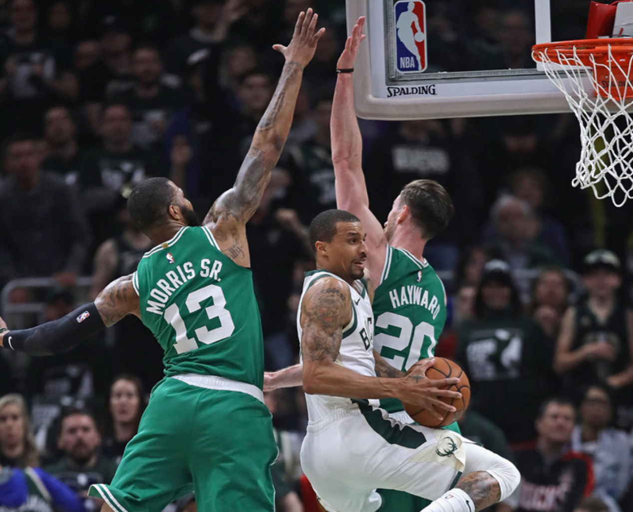 包含日本男篮绝杀雄鹿，乔治·希尔惊艳世界的词条