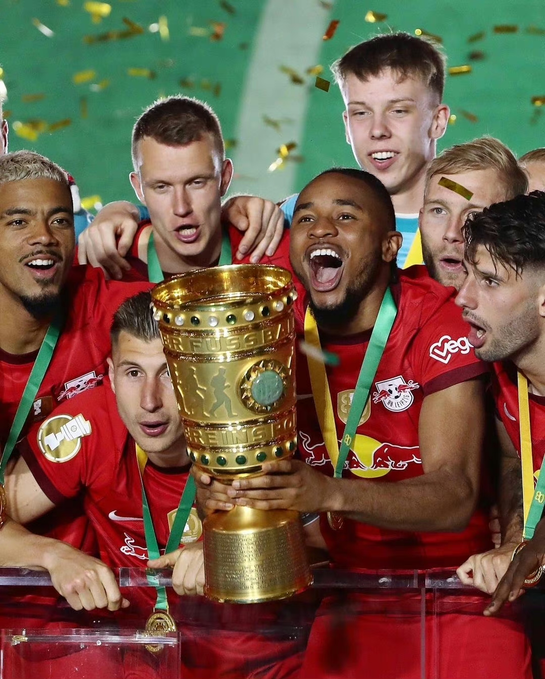 皇马完胜利物浦,恩昆库惊艳世界 皇马完胜利物浦,恩昆库惊艳世界