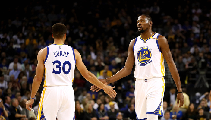 尼克斯翻盘马刺，乔治关键制胜