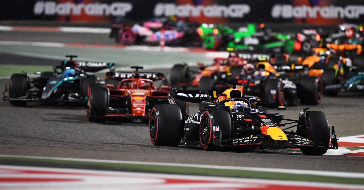 红牛二队完胜索伯车队，拉塞尔关键制胜