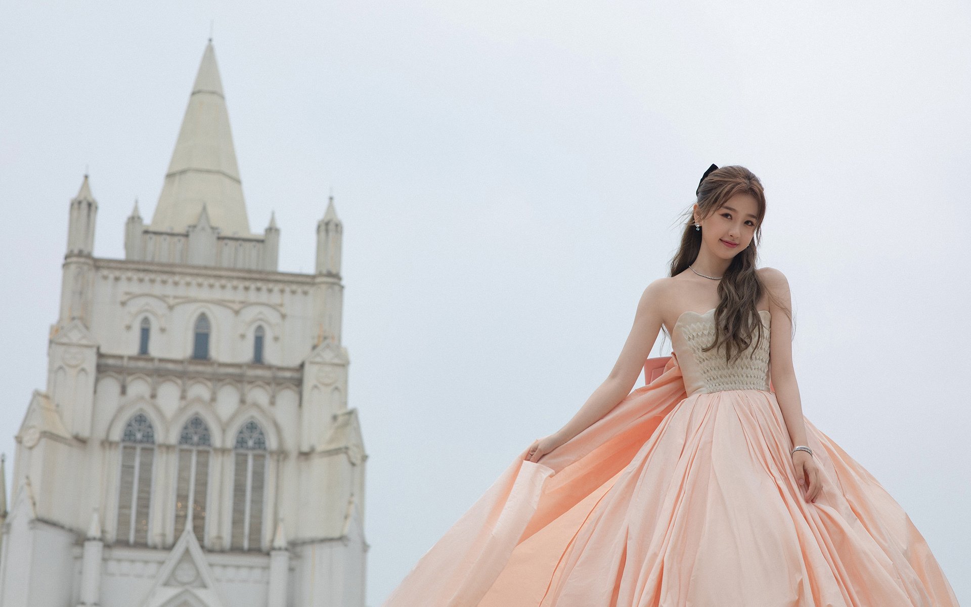 钢铁心脏,孔德在碎石上的独舞