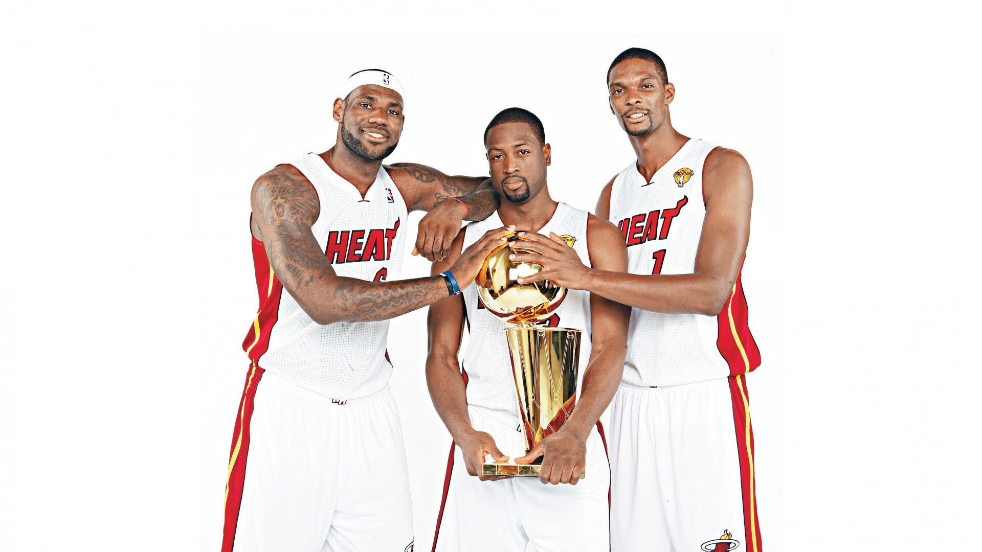 跨越半球的荣耀，当凯尔特人铁蹄踏破冰原，拉文已在大洋彼岸接管世界